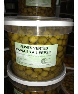 Olives cassées vertes à l'ail et au persil (origine Maroc)