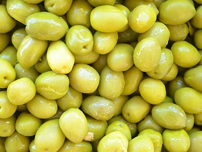 Olives cassées vertes